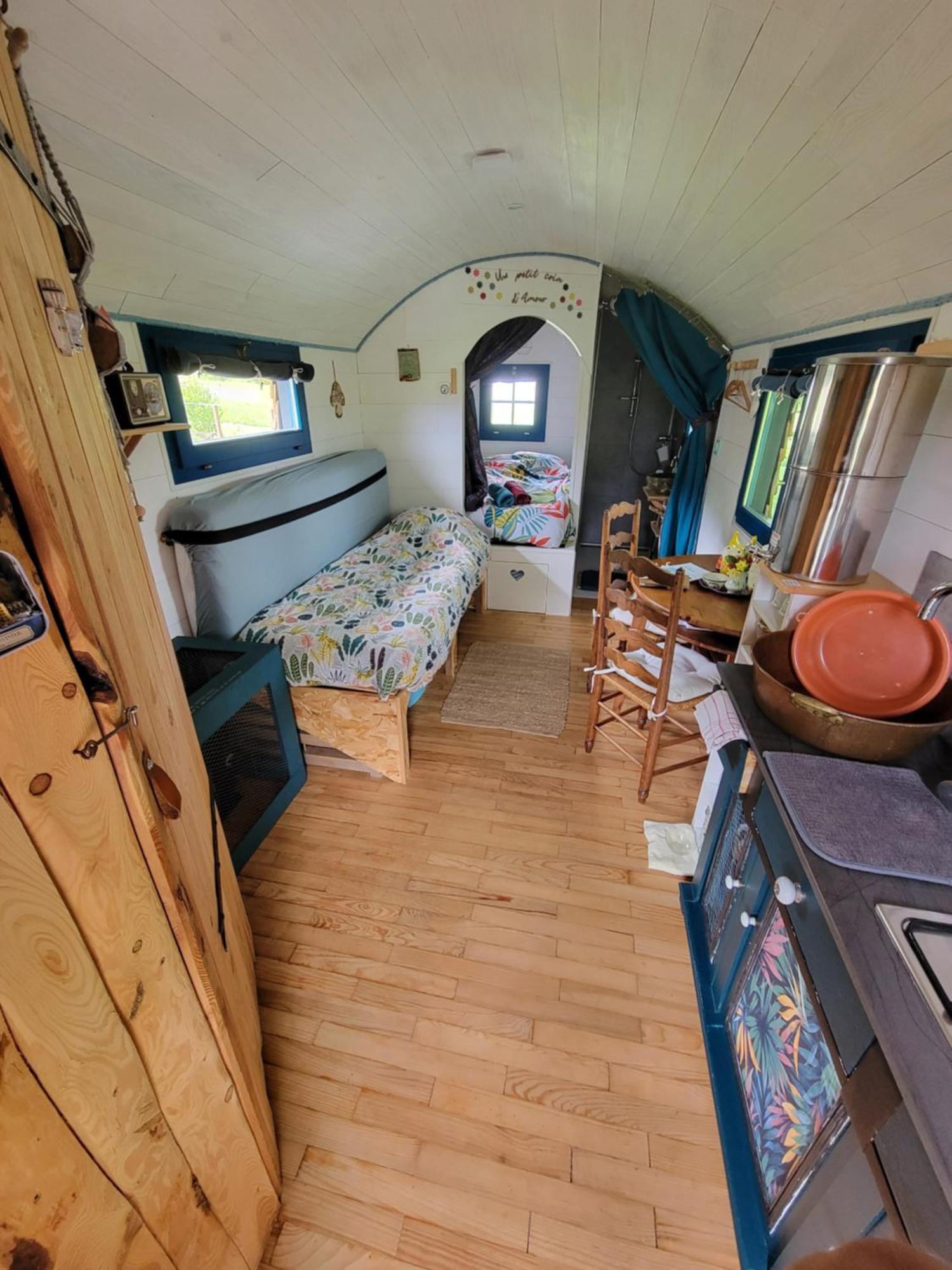 La Roulotte Tiny House Du Mond'Ideal Leval  外观 照片