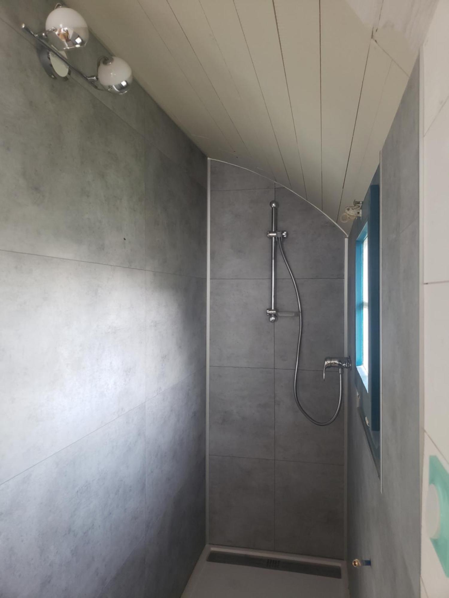 La Roulotte Tiny House Du Mond'Ideal Leval  外观 照片