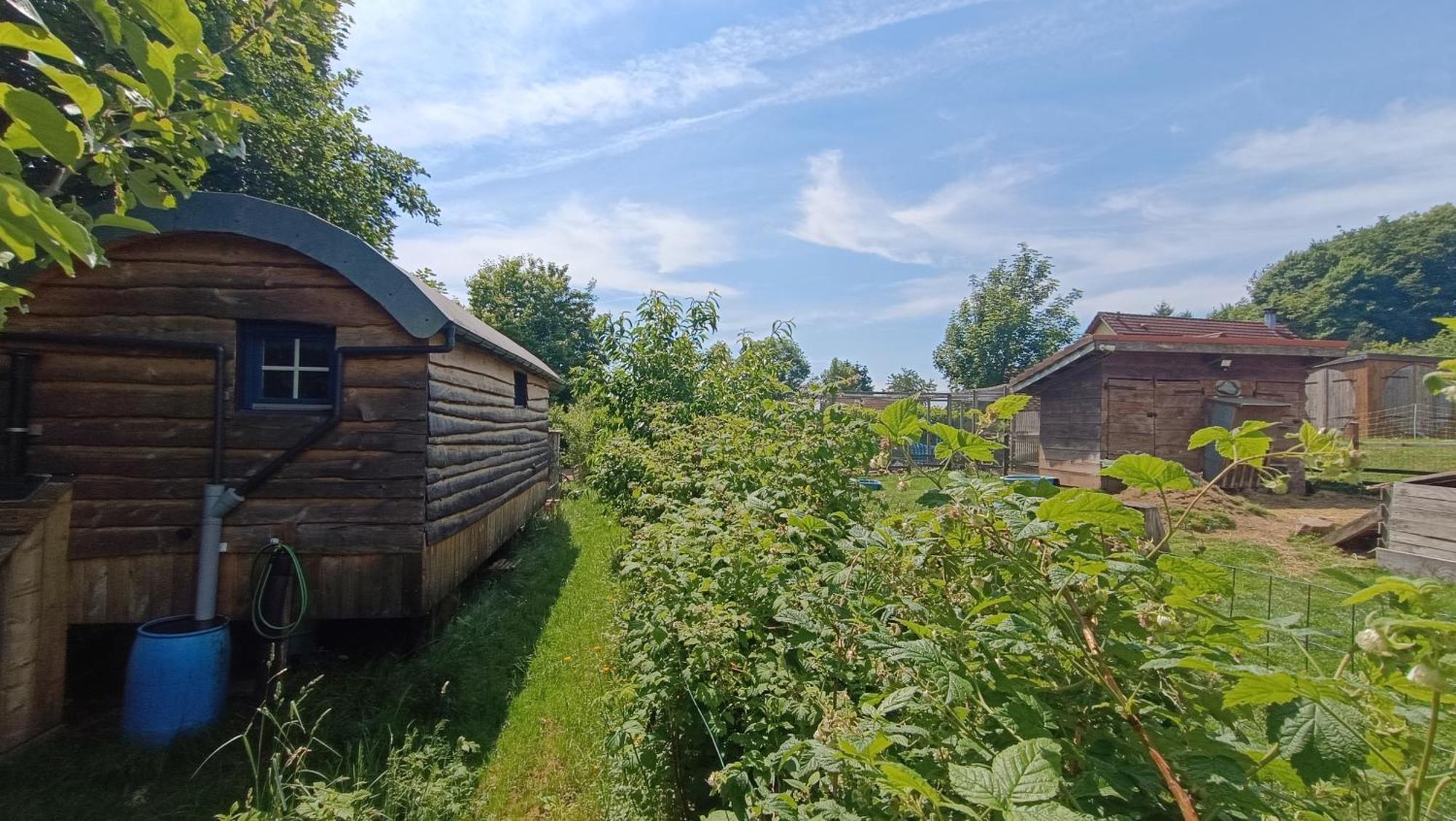 La Roulotte Tiny House Du Mond'Ideal Leval  外观 照片